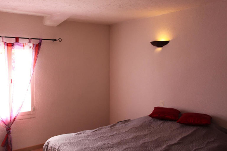 Bedroom 2, auberge saint roch, Vaucluse