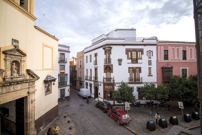 Exterior & Views 2, Petit Palace Santa Cruz, Sevilla