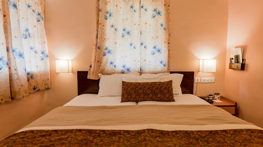 Bedroom 3, Hotel Gopika International, North Goa