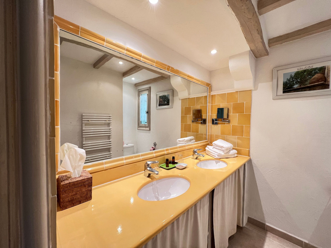 Bathroom 5, Hotel Les Messugues, Alpes-Maritimes