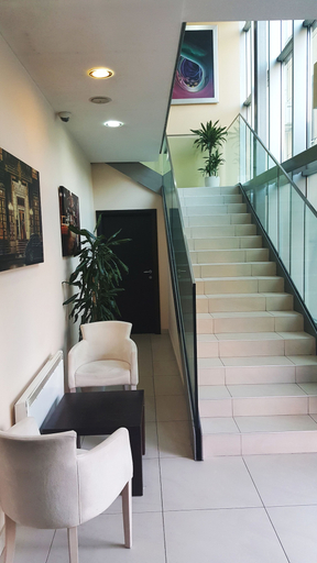 Others, Hotel Contact, Belgrade