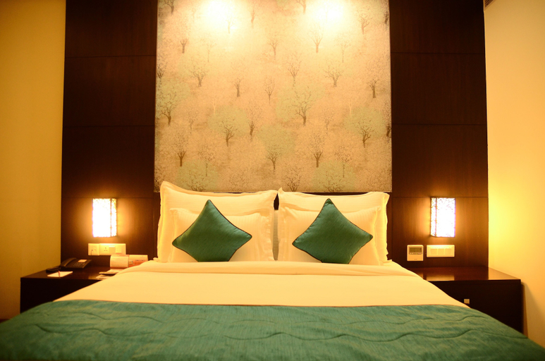 Bedroom 2, Ramada by Wyndham Jamshedpur, Purbi Singhbhum