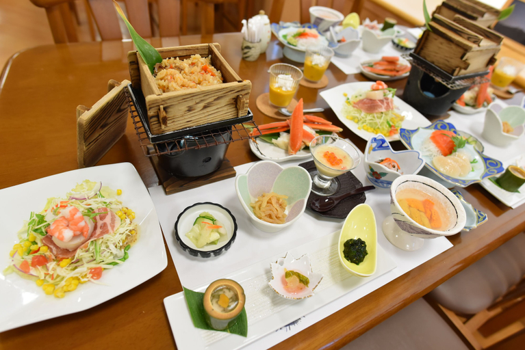 Food & Drinks 4, Tanakaya Hinageshikan, Rishirifuji