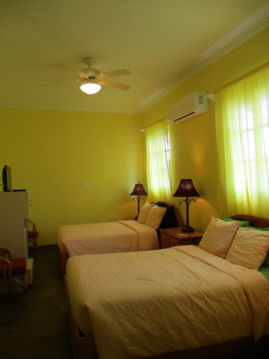 Bedroom 3, Harlem B & B