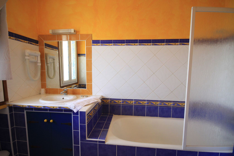 Bathroom 4, Hôtel Clair de Lune, Corse-du-Sud