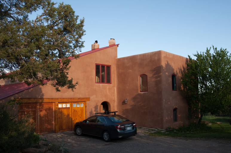 Exterior & Views 2, Maison de Terre, Delta