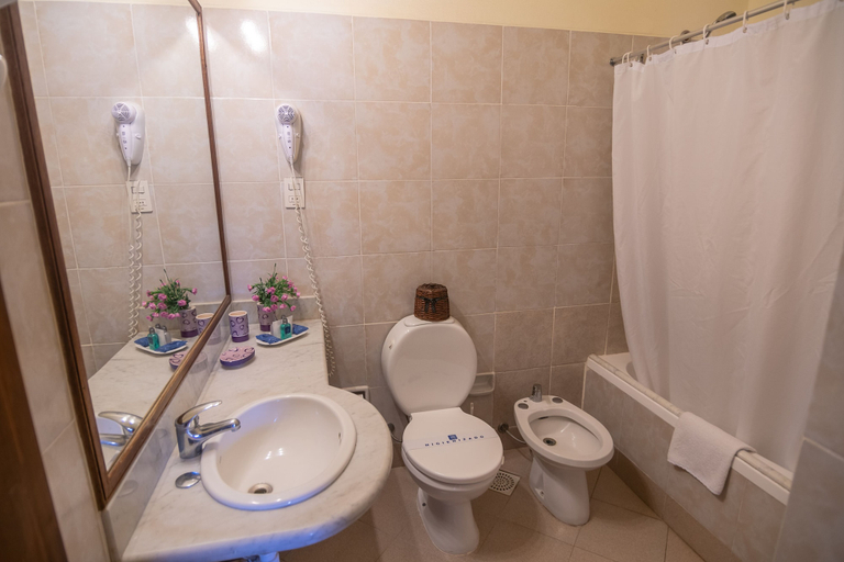 Bathroom 4, Arapey Oasis Termal, n.a13