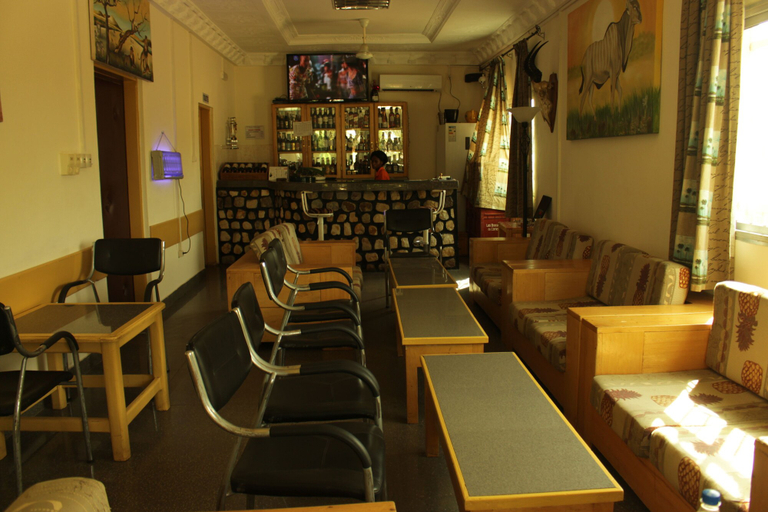 Food & Drinks 4, Hôtel la Tour d'Argent, Bénoué