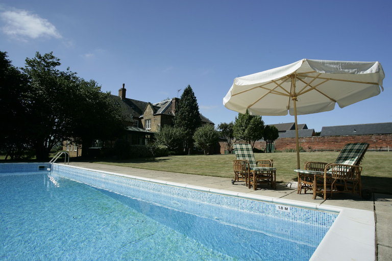 Sport & Beauty 2, Brampton Grange, Northamptonshire