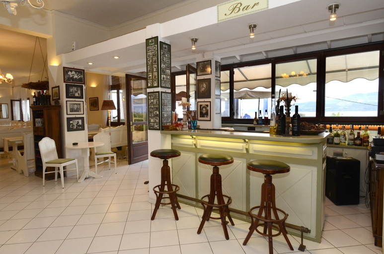 Food & Drinks 5, Clara Hotel, North Aegean