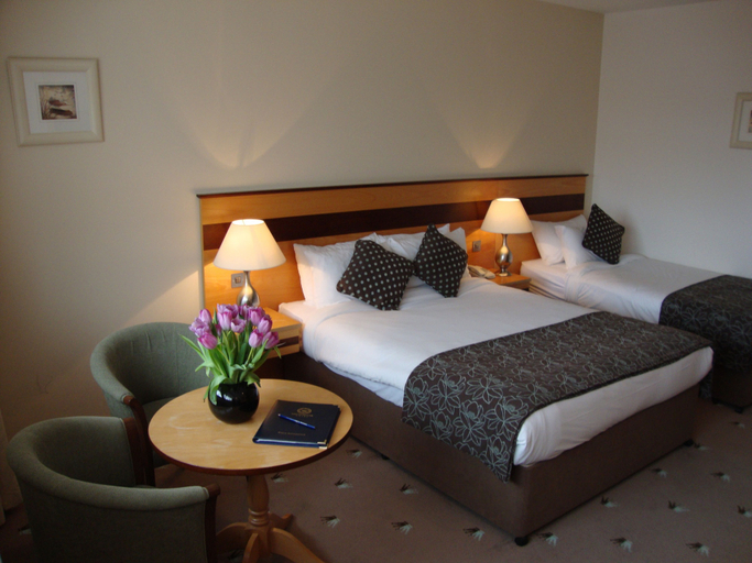 Bedroom 3, Ard Ri House Hotel