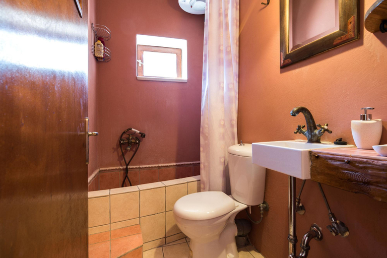 Bathroom 5, Spitia Katoi, Crete