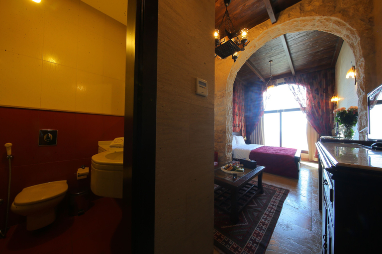 Bathroom 4, Siena Hotel, Kasrouane