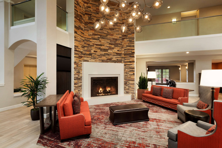 Embassy Suites by Hilton Temecula Valley Wine Country, Riverside