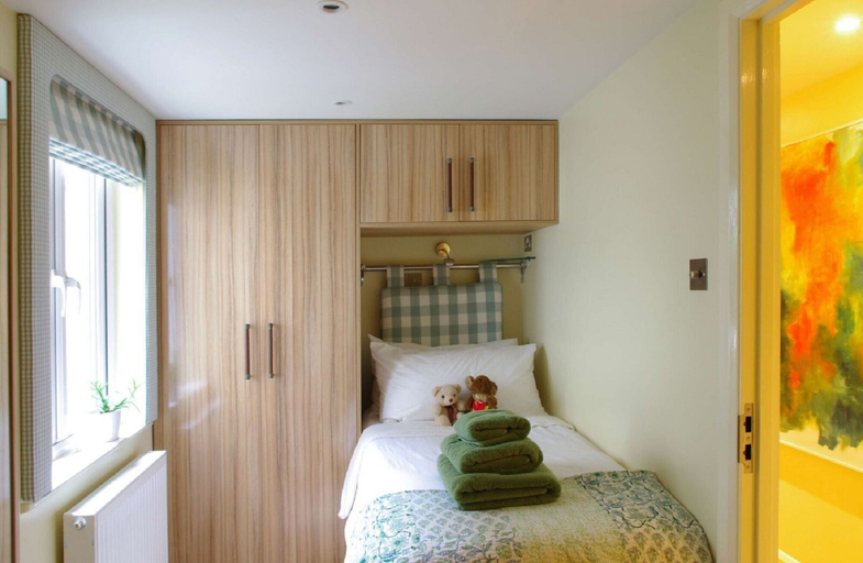 Bedroom 3, The London Agent Chelsea Finborough, London