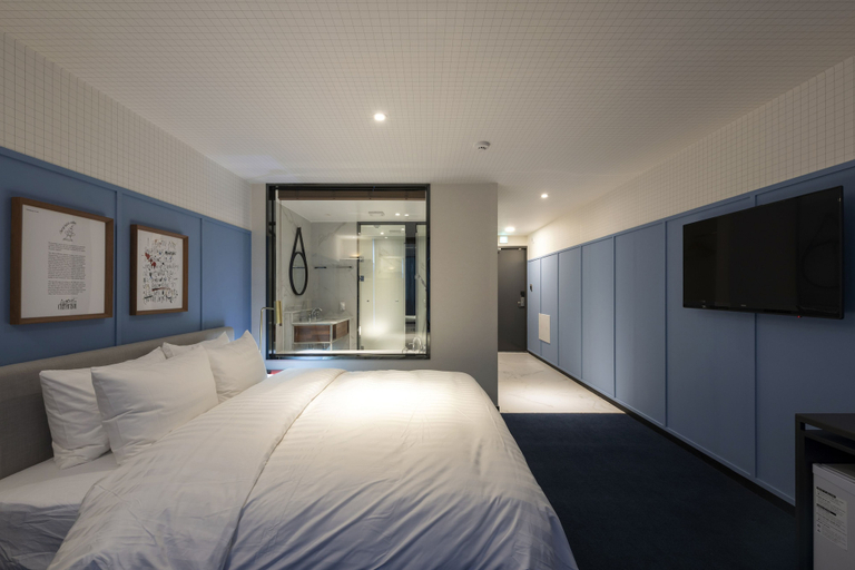Bedroom 4, Sinho Brown-dot, Gangseo