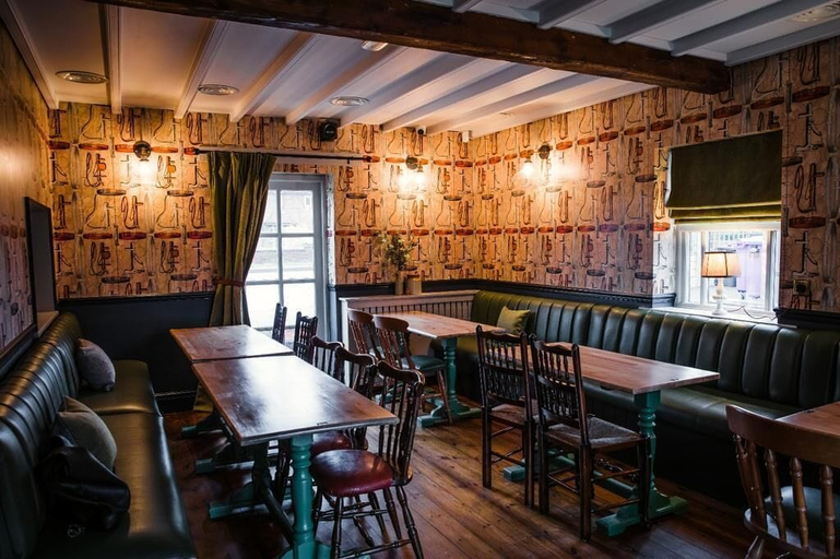 Food & Drinks 5, The Black Horse Inn, Lincolnshire