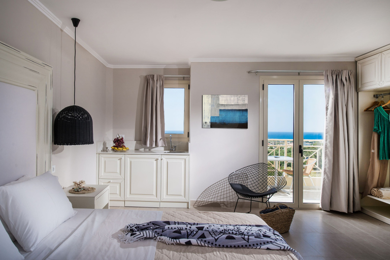 Bedroom 3, Notos Heights Hotel & Suites, Crete