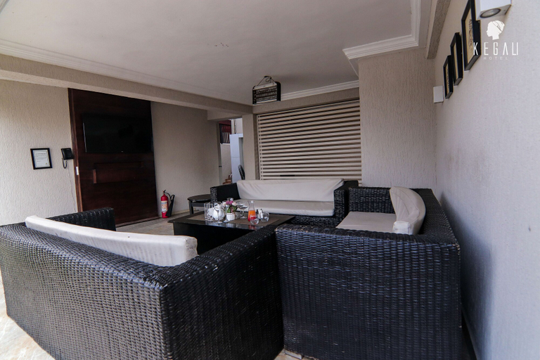 Bathroom 3, Kegali Hotel, Accra