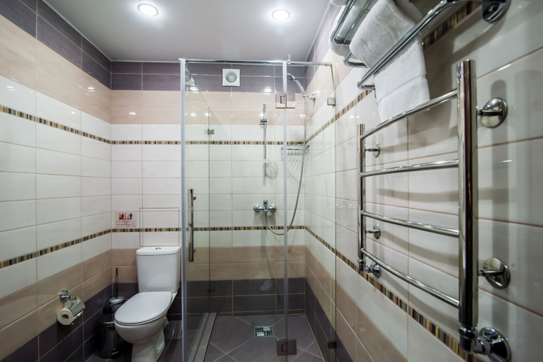 Bathroom 3, River Star Hotel, Sochi gorsovet