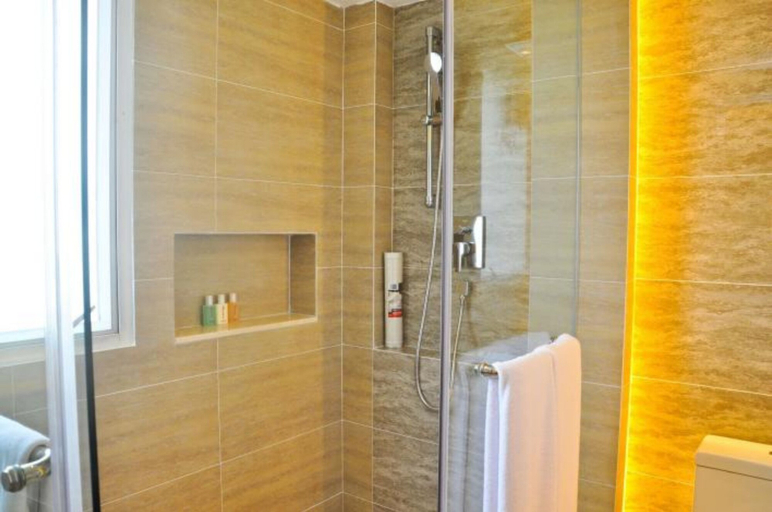 Bathroom, Oakwood Gold Arch Residence Guangzhou, Guangzhou