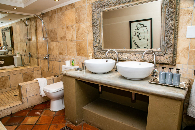 Bathroom 4, Terra Casa, Bojanala