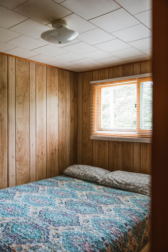 Bedroom 2, Walters Resort on Lake Ida, Hubbard