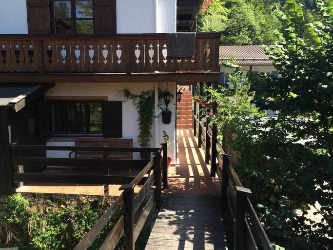 Exterior & Views 2, Wildromantisches Appartement am Bachlauf, Miesbach