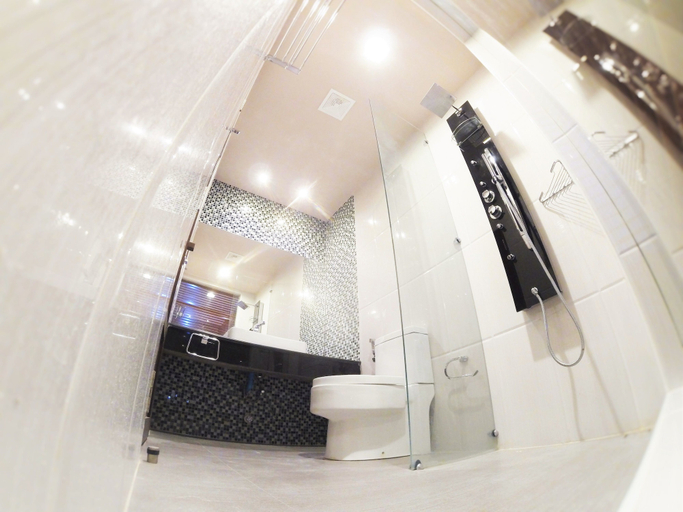 Bathroom 4, LVIS blancura, Baa Atoll