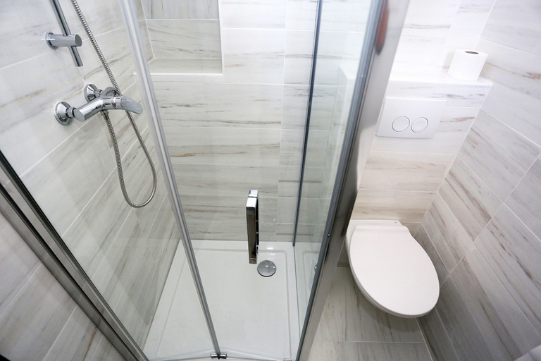 Bathroom 4, Prestige Rooms, Zadar