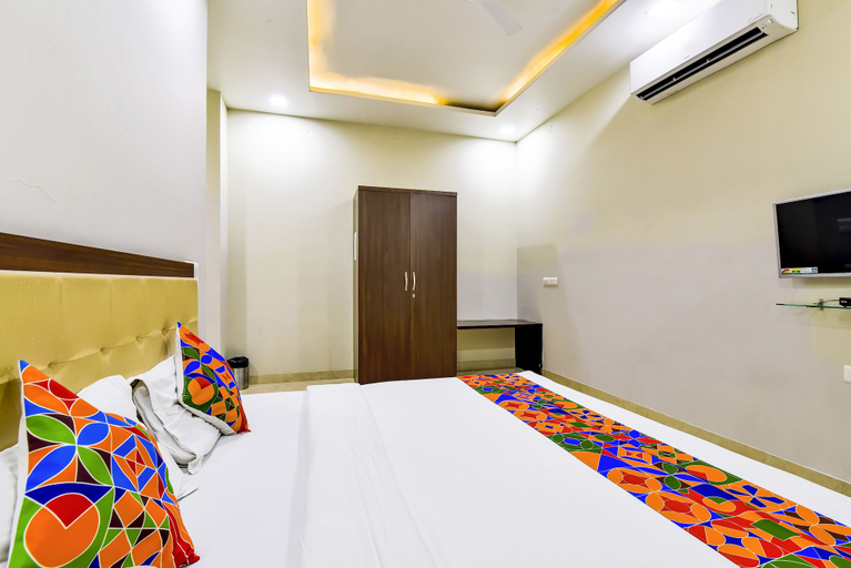Bedroom 3, Fabhotel The Castle Homestay, Jaipur