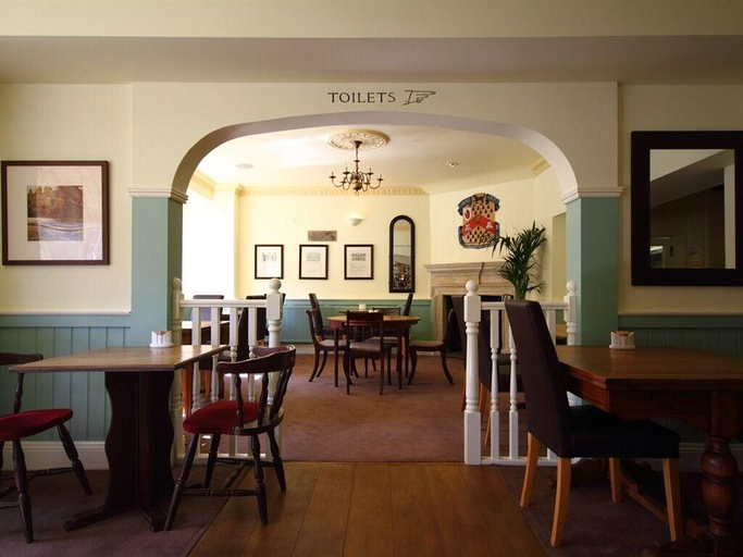Food & Drinks 4, The Grove Arms, Wiltshire