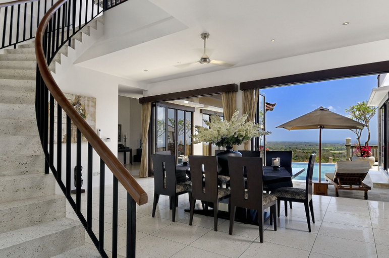 Others 5, Villa Leana, Badung