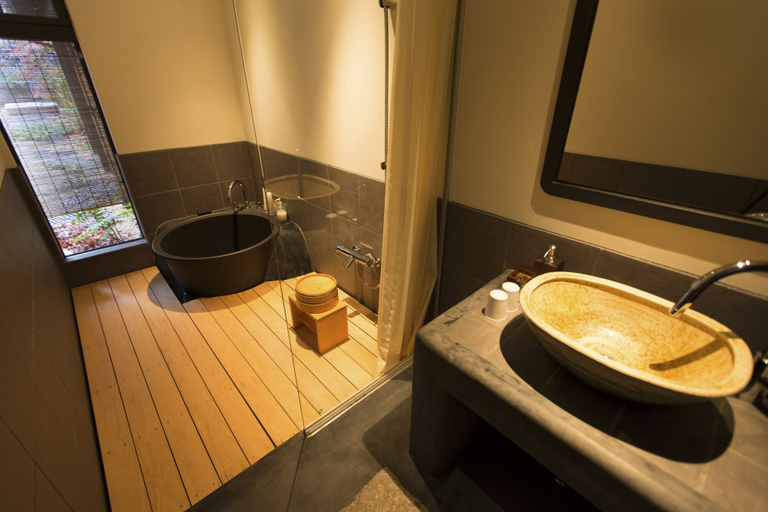 Bathroom 3, Shirafuji-an, Kyoto