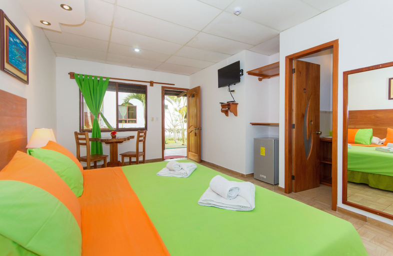 Bedroom 4, Twin Hotel Galapagos, Santa Cruz