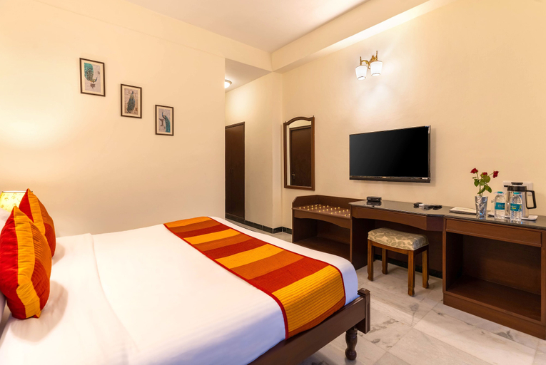 Bedroom 3, Hotel Sarovar on Lake Pichola, Udaipur