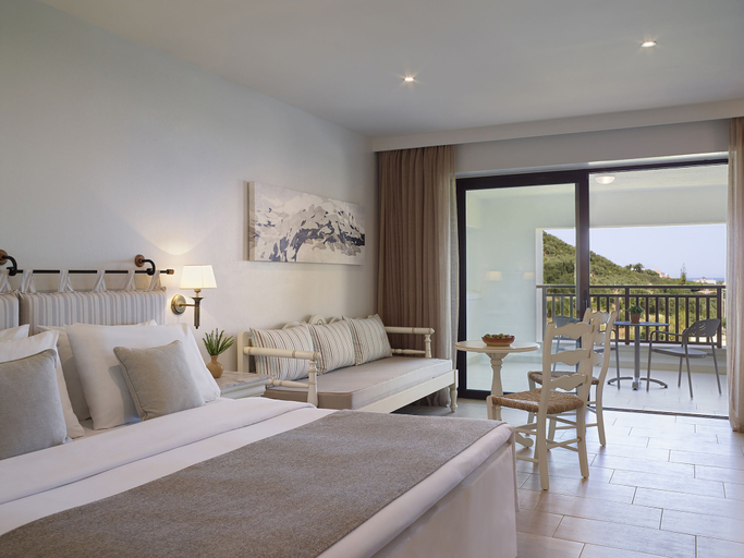 Bedroom 4, Creta Maris Resort - All Inclusive, Crete