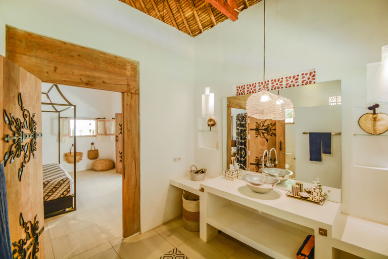 Bathroom 5, Beach Villas Lombok, Lombok