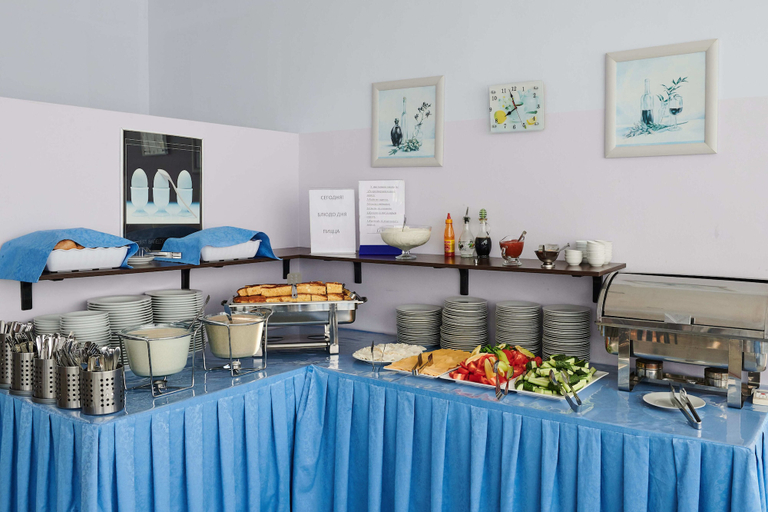 Food & Drinks 5, WaterLoo Hotel, Sochi gorsovet
