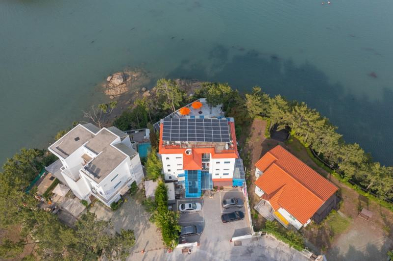 Tongyeong Honey Spa Pension, Tongyeong