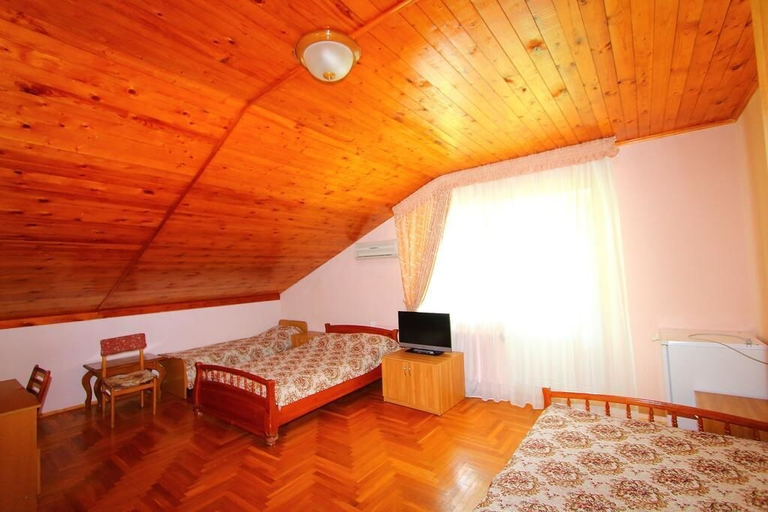 Bedroom 2, Na Krasnozelenykh 38 Guest House, Anapskiy rayon