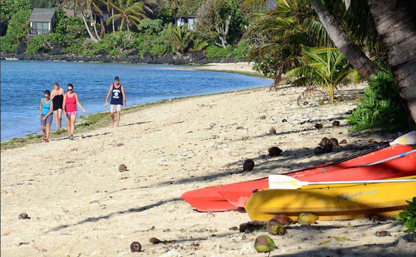 Others 5, Tianas Beach, Rorotonga
