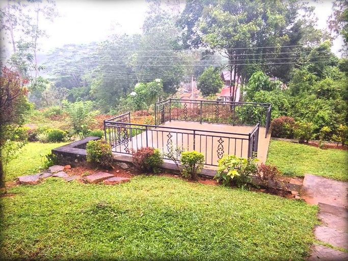 Others, Kandy C, Udapalatha