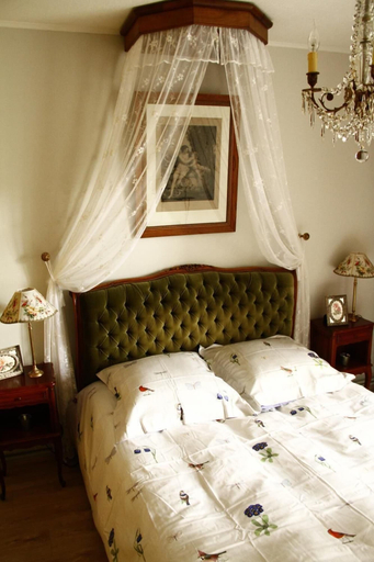 Bedroom 2, La Petite Maison près de l'Eglise, Ille-et-Vilaine