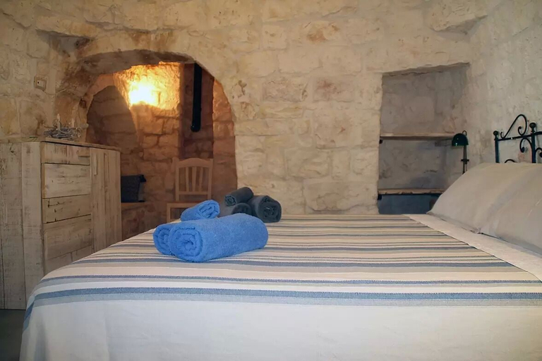 Bedroom 3, Trullolive & TrulloLimone, Brindisi