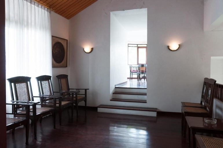 Villa Lovender Klub Bunga A14, Malang