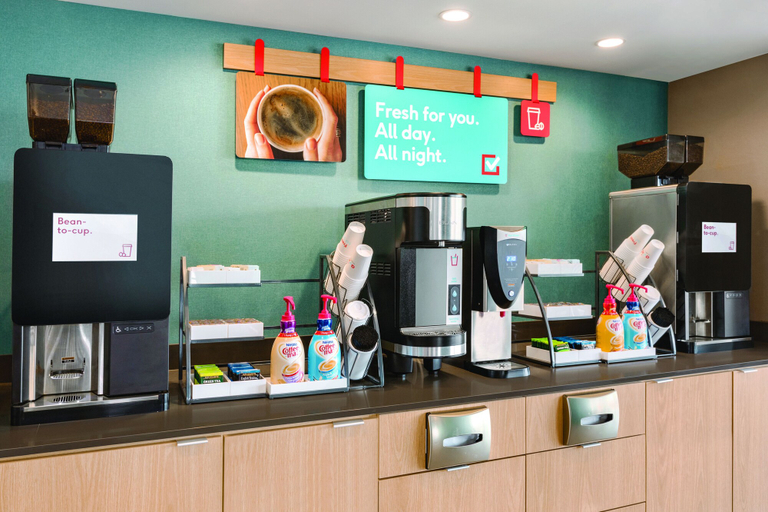 Food & Drinks 4, avid hotel Lancaster by IHG, Lancaster