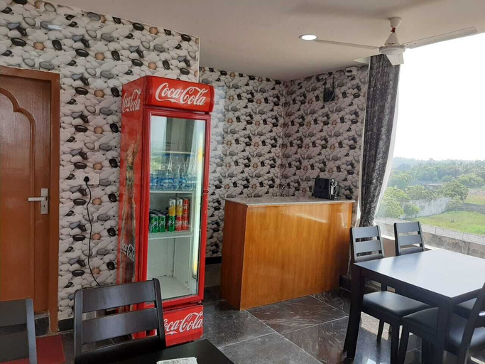 Food & Drinks 5, Bay Inn, Kancheepuram