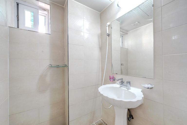 Bathroom 4, Gangneung Bluebaech Pension, Gangneung