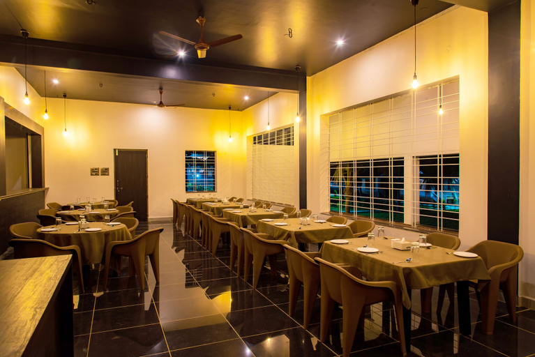 Food & Drinks 5, Mastiff Select Terrain Dandeli, Uttara Kannada